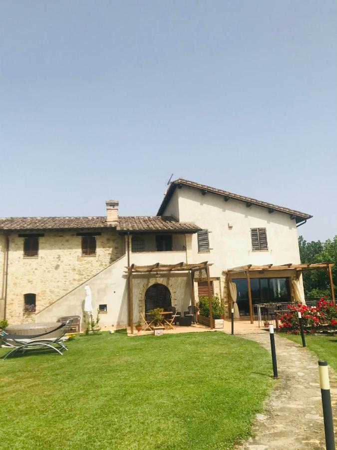 Casale Mille E Una Notte 佩鲁贾 外观 照片
