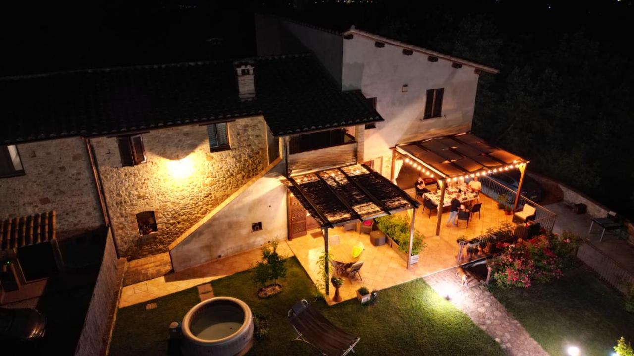 Casale Mille E Una Notte 佩鲁贾 外观 照片