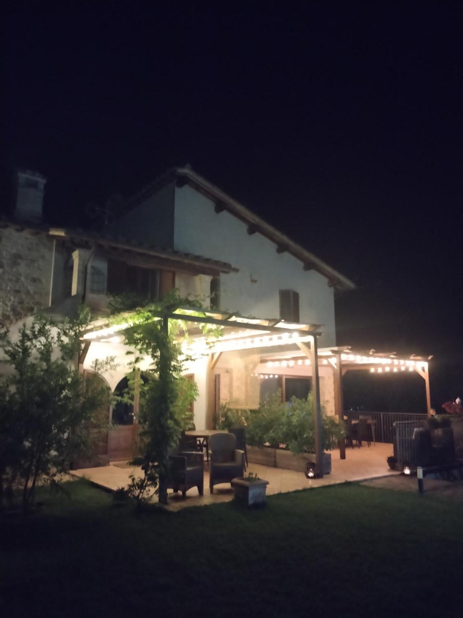 Casale Mille E Una Notte 佩鲁贾 外观 照片